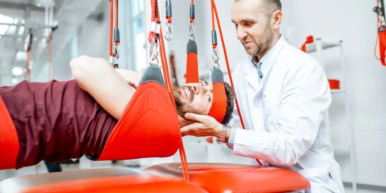Ile trwa rehabilitacja przy dyskopatii? Kluczowe informacje i porady
