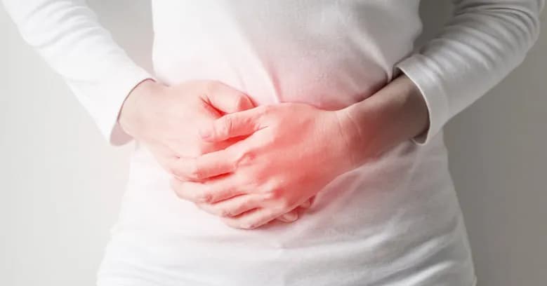 Co oznacza ból brzucha? Przyczyny, objawy i kiedy do lekarza