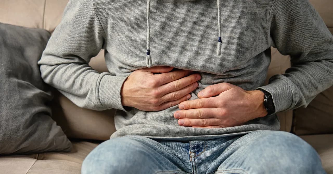 Co jeść przy bólu żołądka? Sprawdzone sposoby na ulgę i zdrowie
