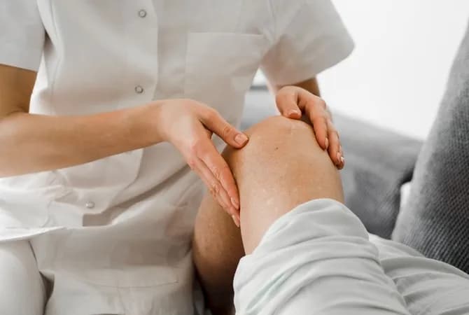 Co na ból stawów kolanowych? Skuteczne metody łagodzenia dolegliwości
